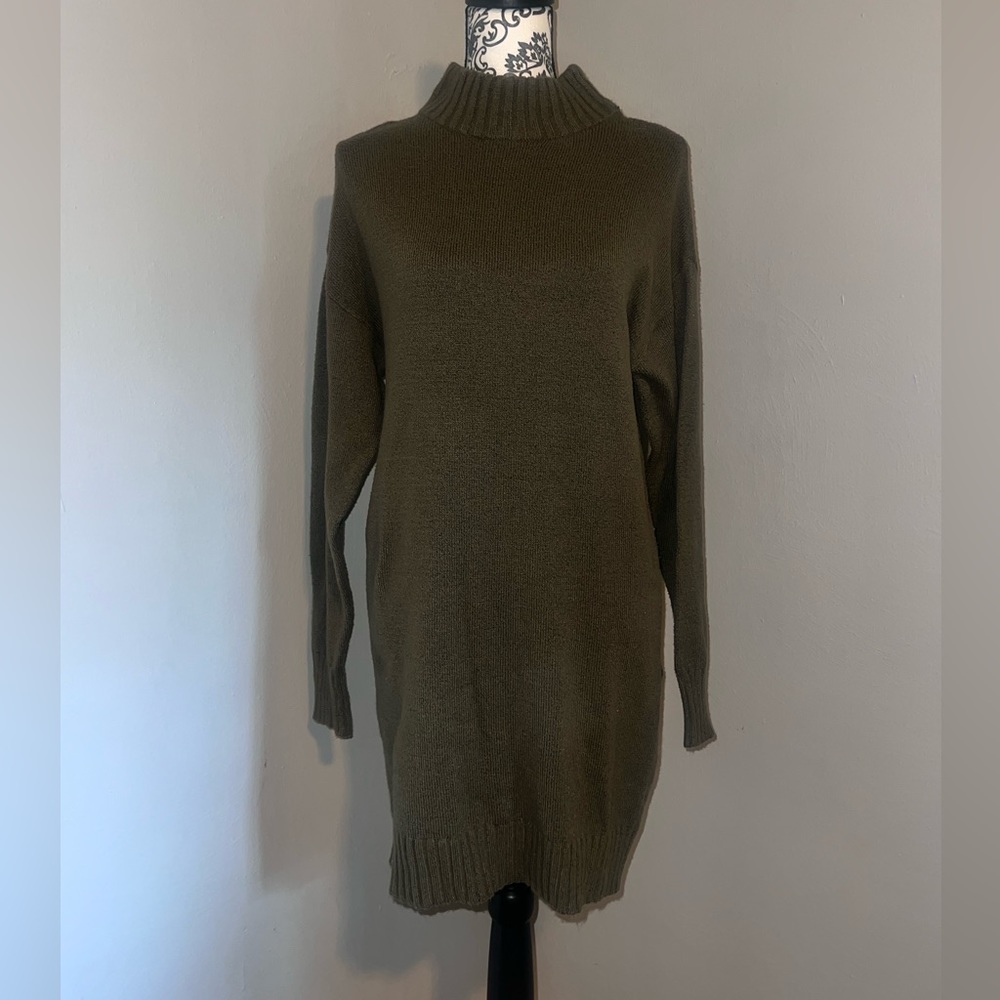 Green turtleneck sweater dress